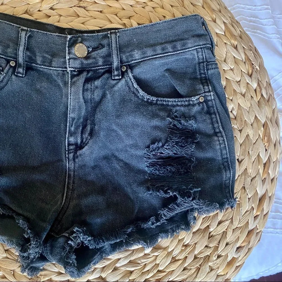 Bullhead Denim Co Distressed Black High Rise Mini Jean Short - Picture 2 of 8